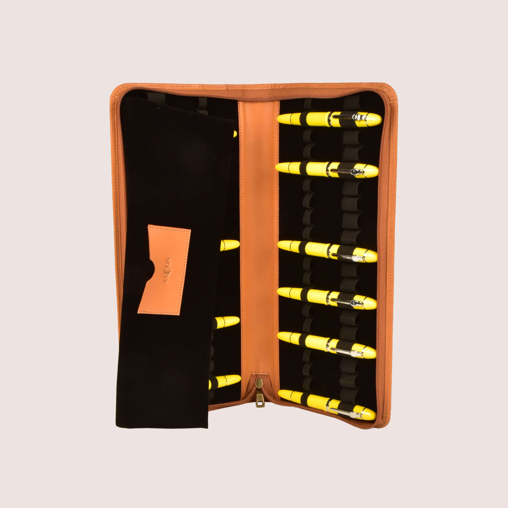 Collector's 40-Pen Case Collector's 40-Pen Case